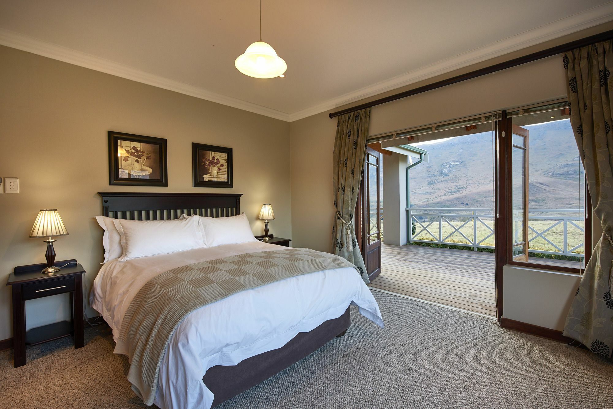 شقة Dynasty Red Mountain Ranch كلارينس المظهر الخارجي الصورة